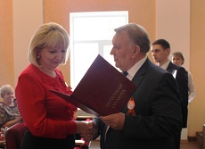 Председатель ФПСК В. Брыкалов поздравил профактив с праздником Первомая