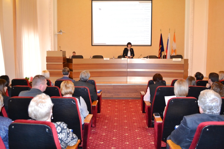 Состояние социального партнерства в Ставропольском крае на отраслевом уровне – стало основной темой обсуждения на заседании Совета ФПСК