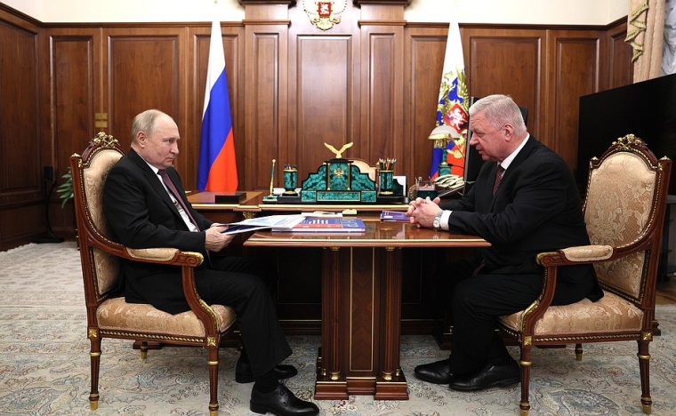 Встреча Председателя ФНПР Михаила Шмакова с Президентом РФ Владимиром Путиным